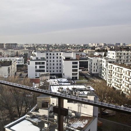Triton Park Accommodation By P&O Serviced Apartments Varşova Dış mekan fotoğraf