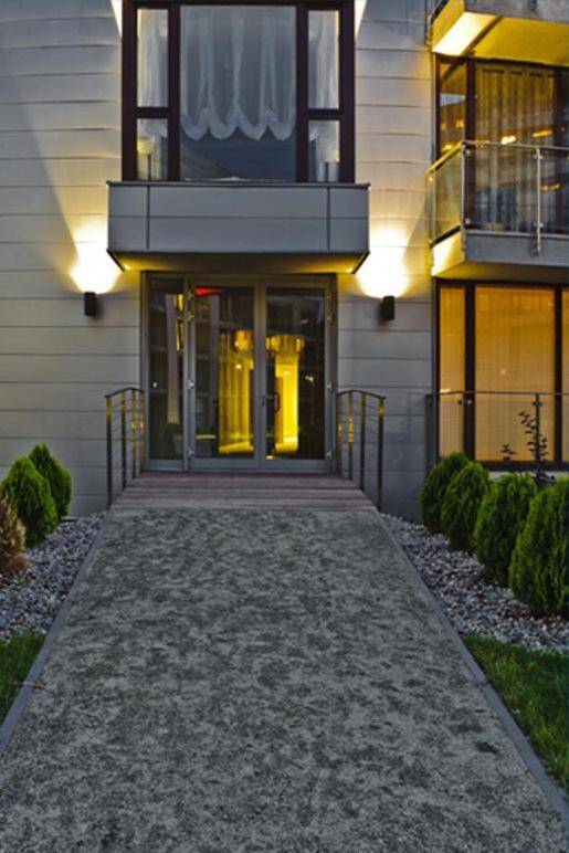 Triton Park Accommodation By P&O Serviced Apartments Varşova Dış mekan fotoğraf